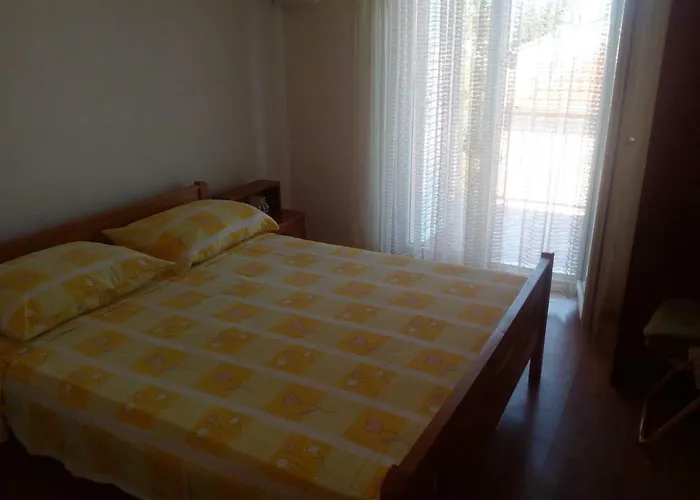 Nado Majica Apartamento Sveti Filip i Jakov