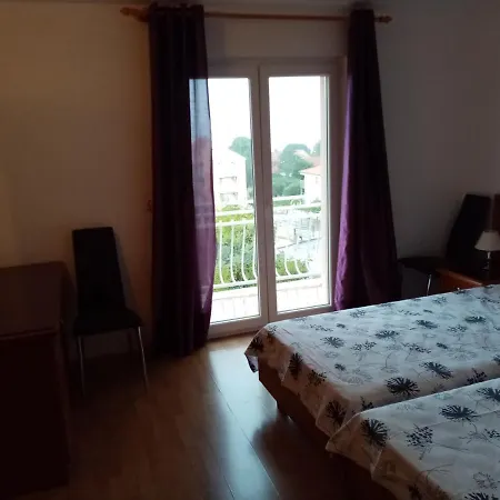 Nado Majica * Sveti Filip i Jakov