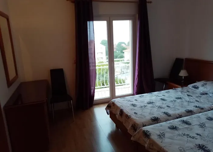 Nado Majica * Sveti Filip i Jakov